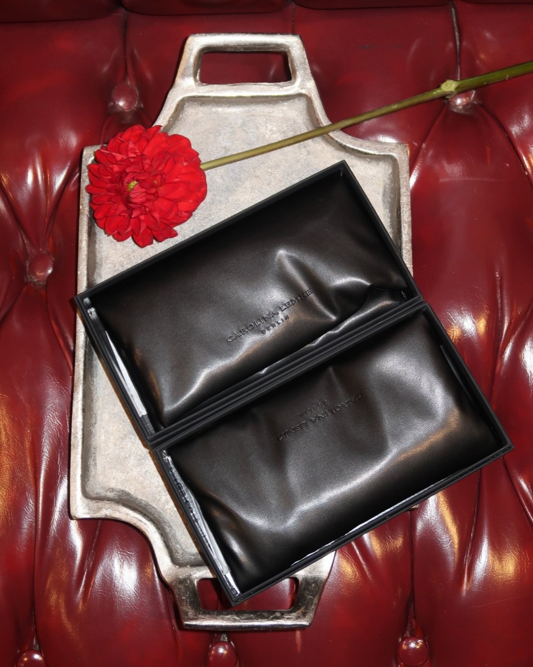 ⁨	⁨	⁨	⁨	Final #Sale Is 🔛
משקפי שמש 2=200 ₪* בחנויות ובאתר 🕶️ | כפוף לתקנון המבצע. 
* על הפריטים המסומנים, ללא שמש אופטי, מינ׳ 30,000 יח׳ לסניפים ו-500 לאתר. עד 13.1 בסניפים / עד 14.1 ב-9 בבוקר באתר או גמר המלאי, כפוף לתקנון המבצע. 
#NeverStopChanging⁩⁩⁩⁩