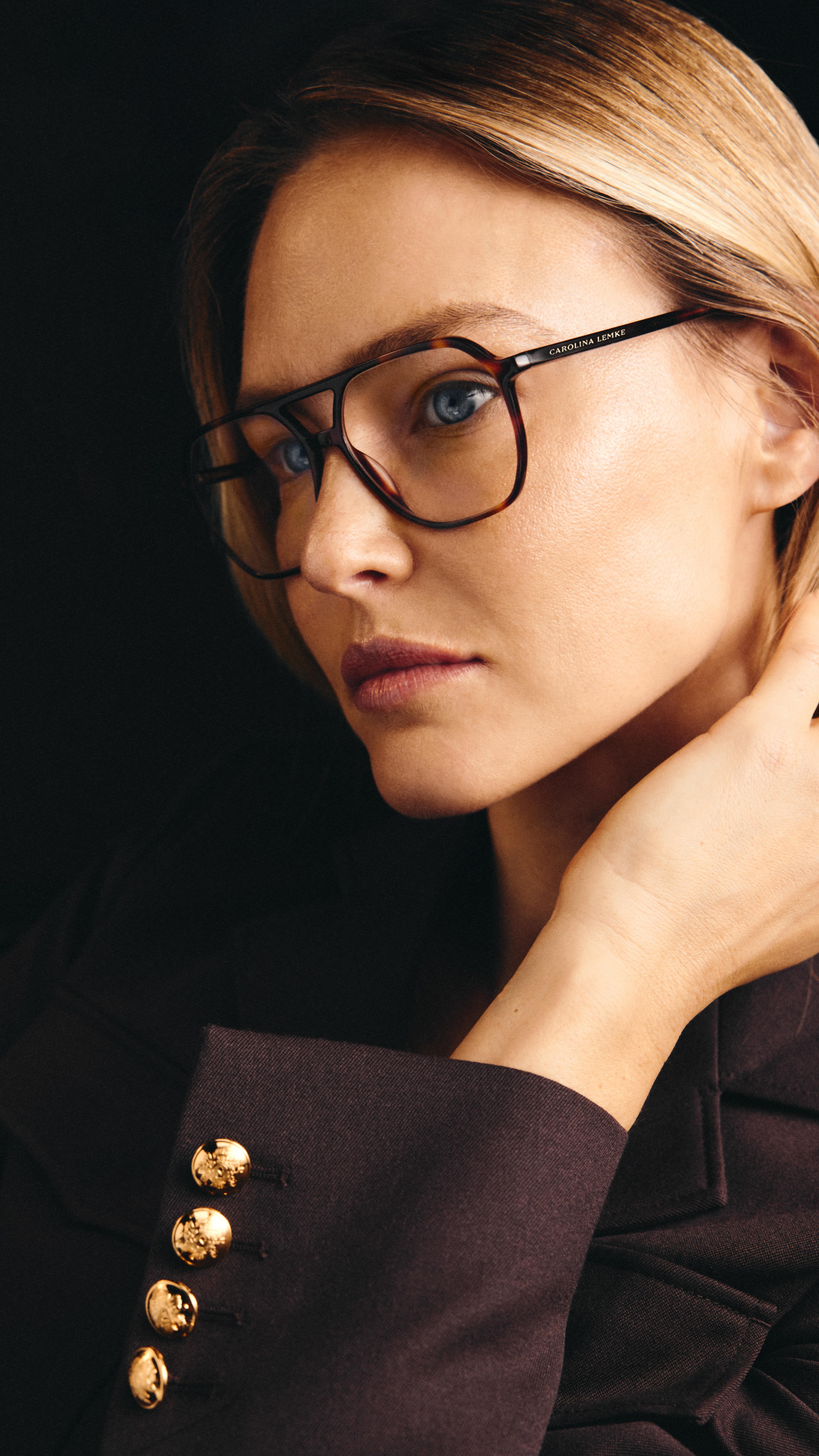 BLACK FRIDAY #SALE 🛍️
משקפי ראייה 2=300 ₪* בכפוף לתקנון המבצע בחנויות ובאתר ✨
* ללא שמש אופטי, ללא כפל הנחות, מינ׳ 500 יחידות באתר ולסניף, עדשה רגילה, 1.56, מס׳ 2-+, ציל׳ עד -1.25, ללא פריימלס מכל סוג, עד 30.11 בסניפים\עד 1.12 ב-9 בבוקר באתר או גמר המלאי, מוגבל למרשמים, סוגי עדשות ומסגרת כמפורט בתקנון המבצע באתר.
#NeverStopChanging