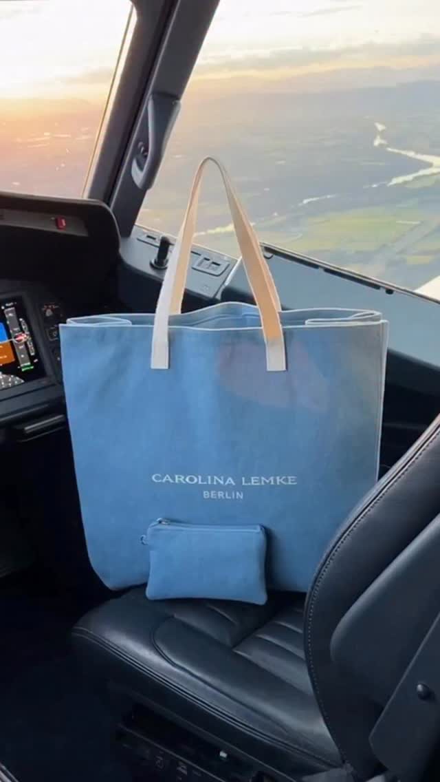 Going places | The Denim Shopper Bag 👖#NeverStopChanging